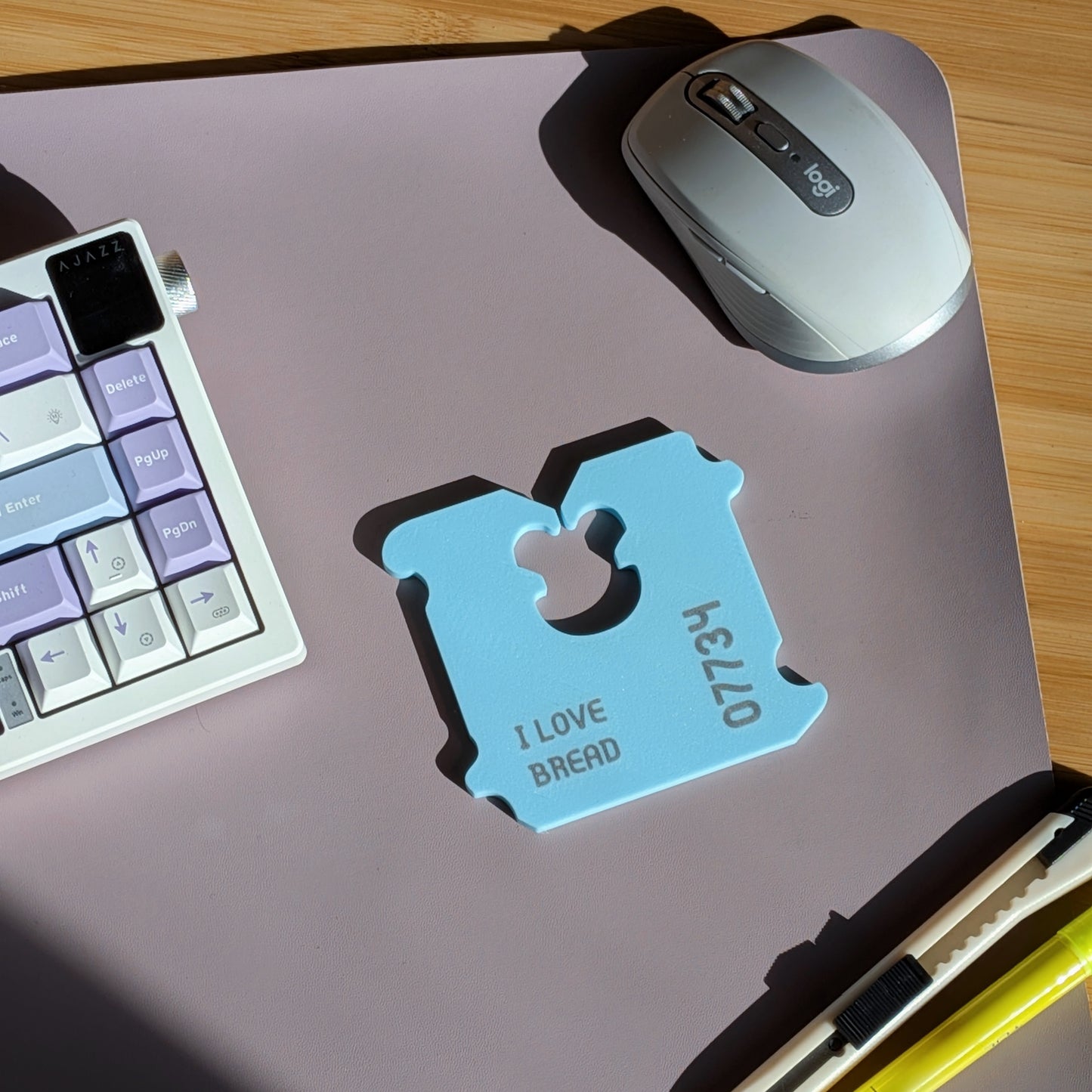 Bread Tag Coaster (Light Blue)