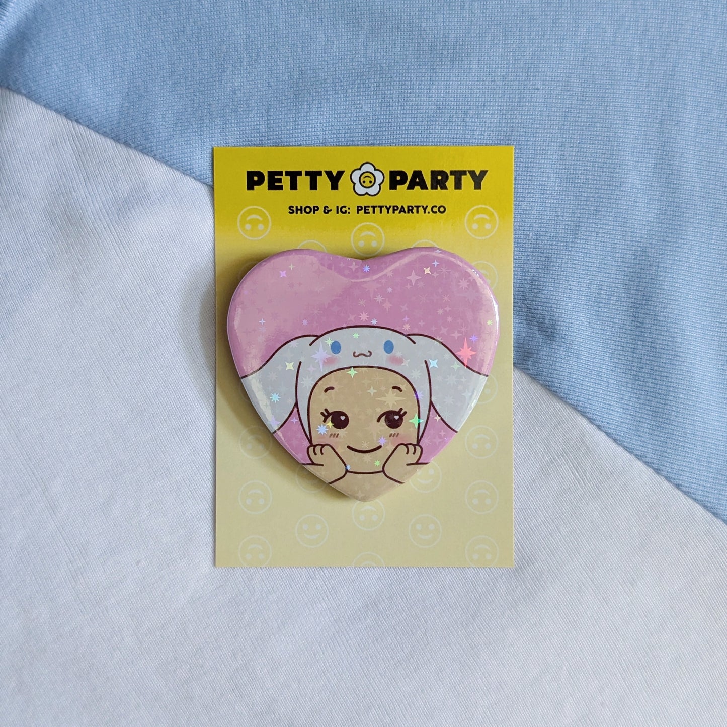 Kawaii White Cinnamon Dog Baby Sparkle Heart Button